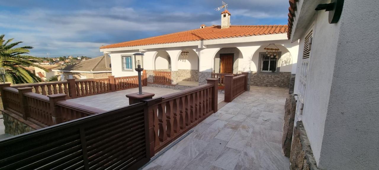 Villa Los Cantos 托萊多 外观 照片