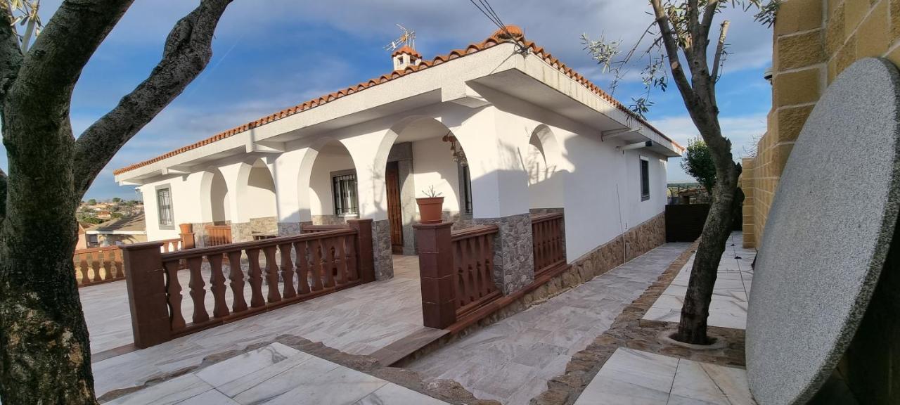 Villa Los Cantos 托萊多 外观 照片